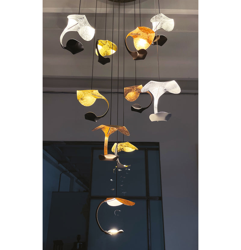 knikerboker Le GIGINE - kunstvolle LED-Pendelleuchten-Cluster mit 8 oder 16 Stück in vier Metallfarben