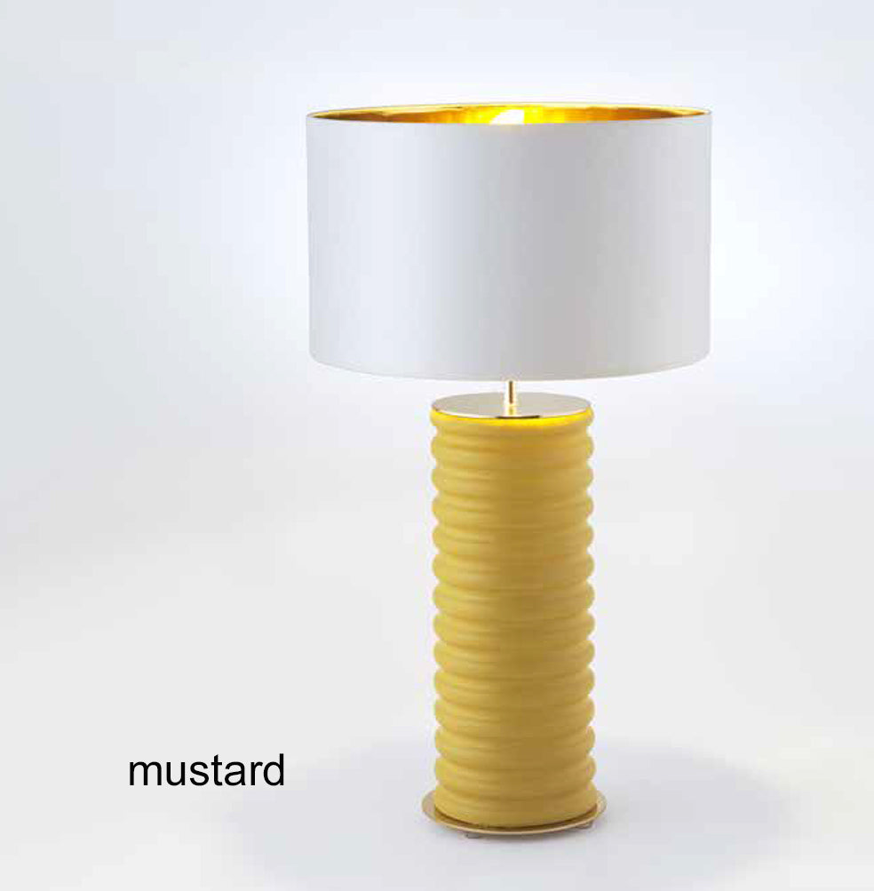 TARO mustard + Schirm gold - Design AC Studio - Tischleuchte - Aromas del Campo