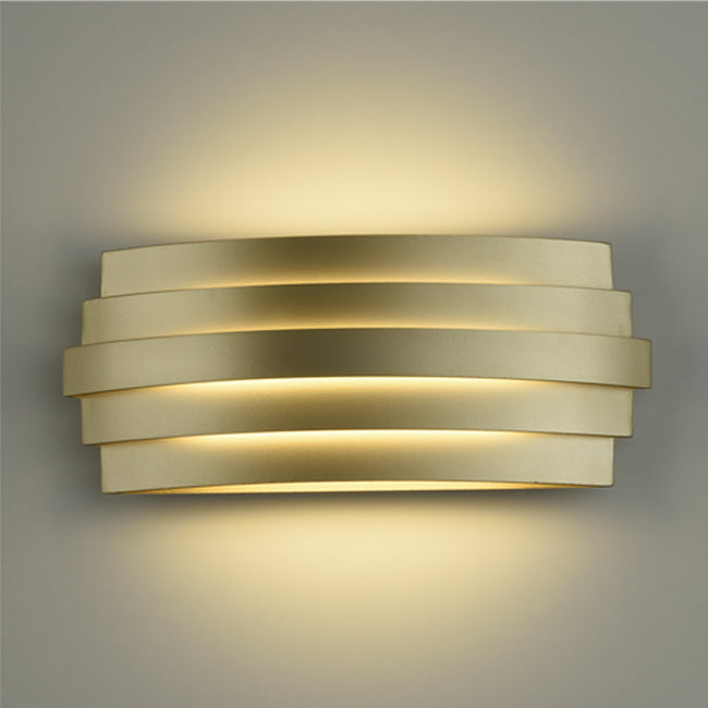 LED Wandleuchte LUXA mit Lamellen - gold