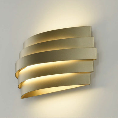 LED Wandleuchte LUXA mit Lamellen - gold